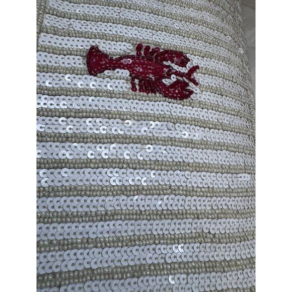 VIRAL TIKTOK HTF HANDCRAFTED IN INDIA BEADED LOBSTER BAG “BEAUTIFUL” - Picture 3 of 11